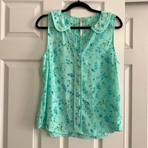 Butterfly Floral Size Large blouse